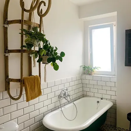 Kiki Family Apartment By Prague Castle *